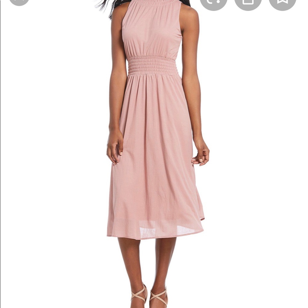 Sleeveless knit dress